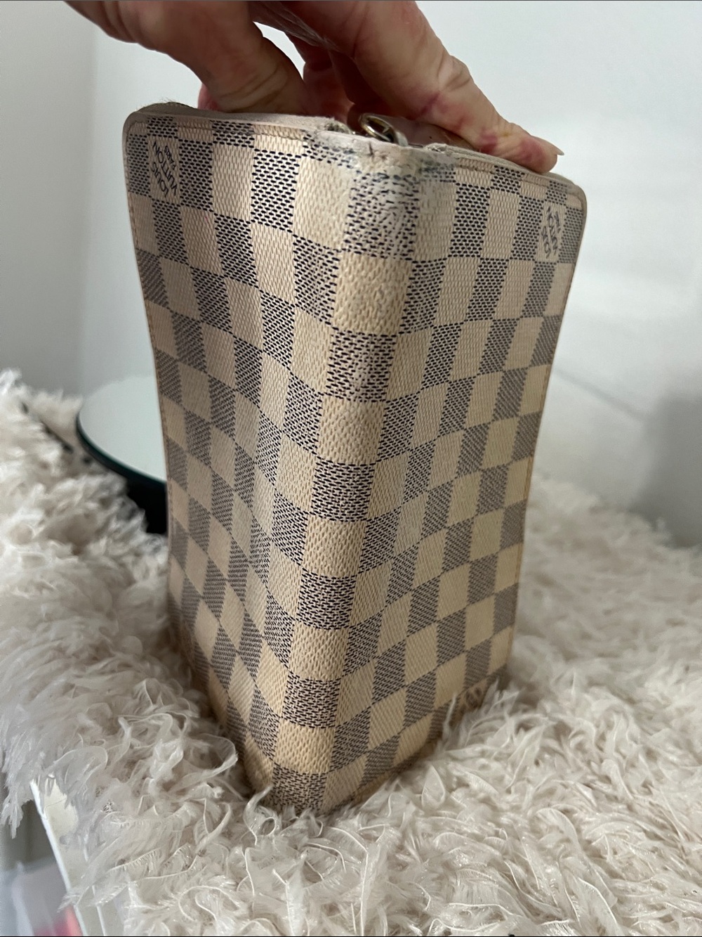 Louis Vuitton Damier Azur Check Zip-Around Wallet in Cream and Blue-Gray - Picture 14 of 15